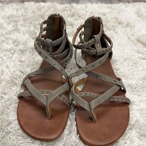 NWOT Stylish Gray Sandals